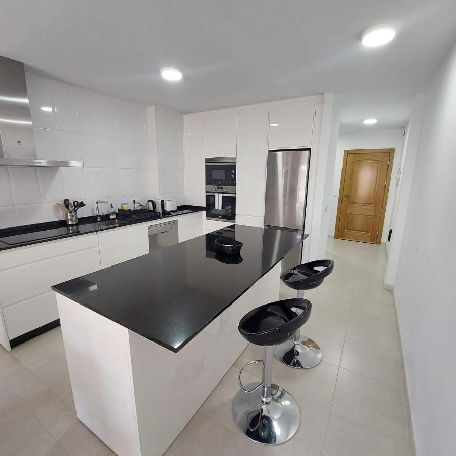 Apartamento Frente A La Playa Piso 3 Естепона Екстер'єр фото