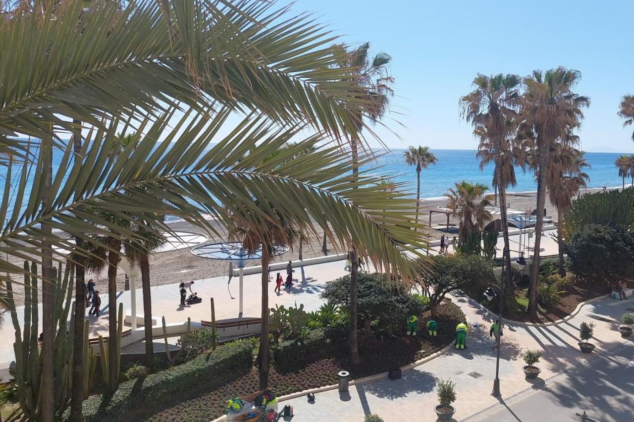 Apartamento Frente A La Playa Piso 3 Естепона Екстер'єр фото